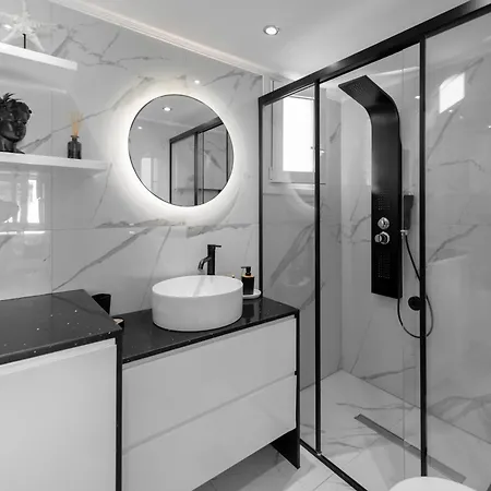 Diogenis Seaside Apartament *