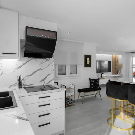 Diogenis Seaside Apartament